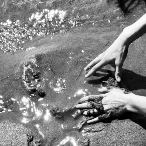 8 (1) (1) (1) (1) (1) (1) (1) (1)